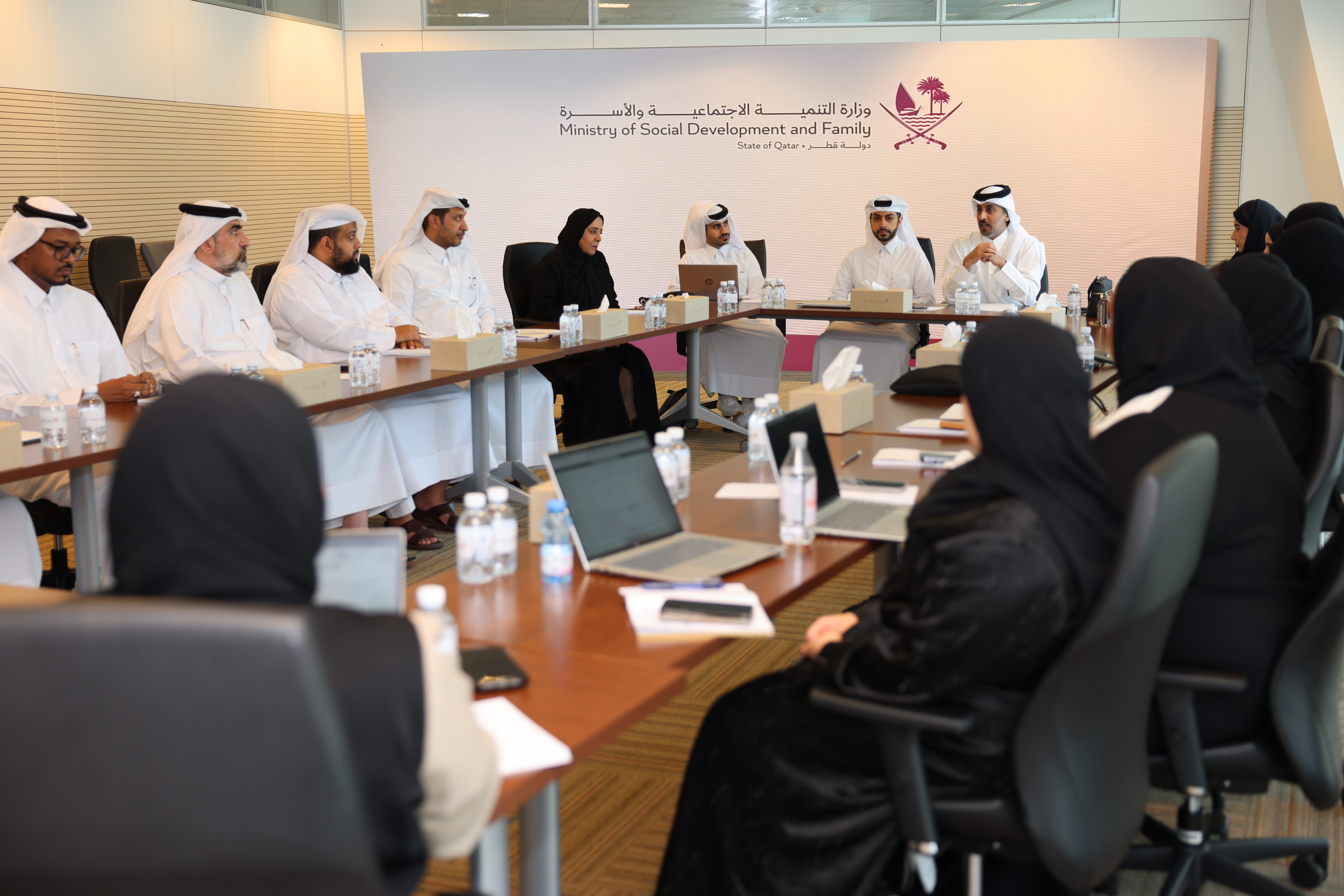 وزارة التنمية الاجتماعية والأسرة تنظم لقاءً لتعريف الجمعيات والمؤسسات الخاصة بالمنصة الوطنية للعمل التطوعي 